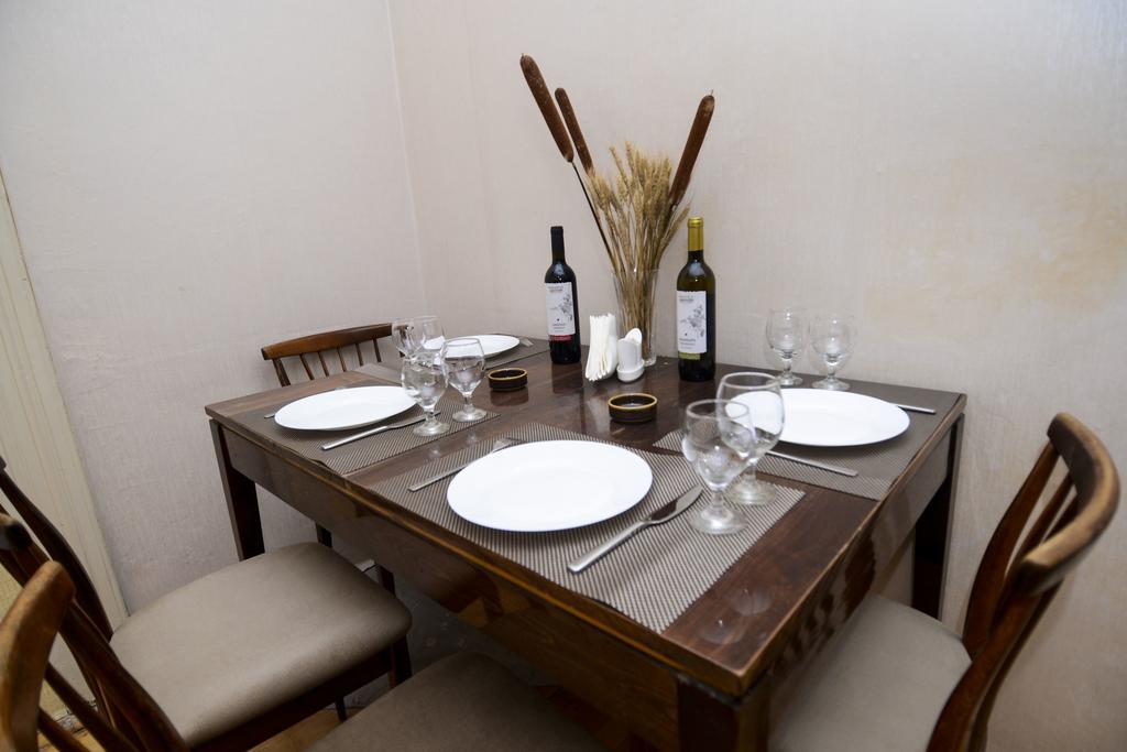 Solo Room Apartment Τυφλίδα Εξωτερικό φωτογραφία