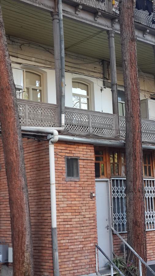 Solo Room Apartment Τυφλίδα Εξωτερικό φωτογραφία